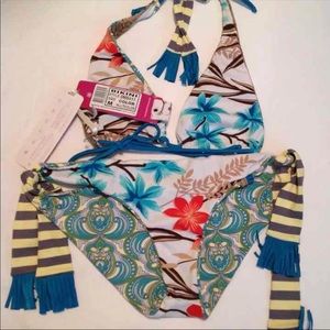 NWT Maaji 2pc Bikini size Medium 8 M